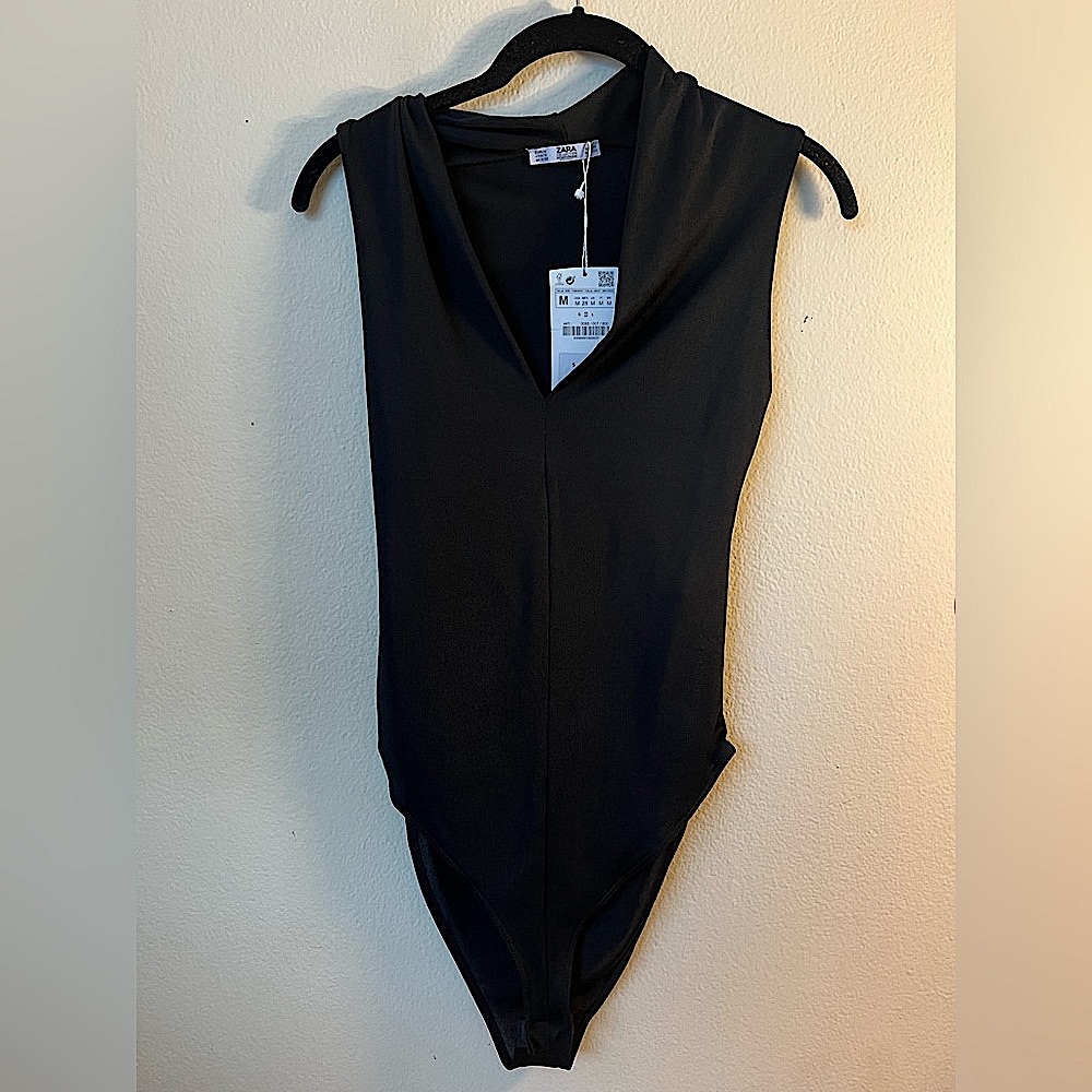 ZARA V-Neck Black Bodysuit - M